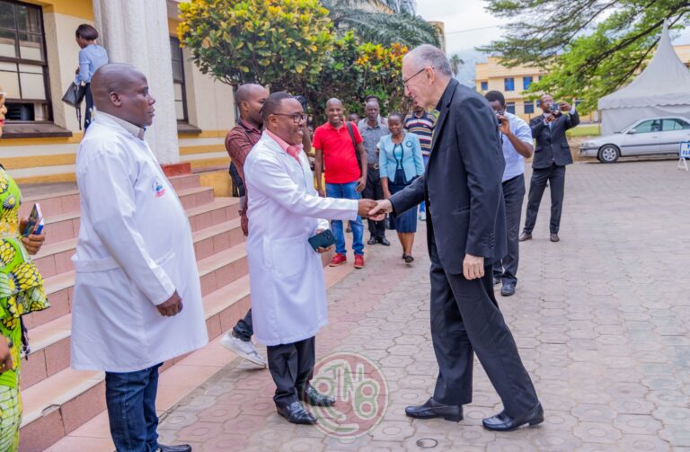 Burundi: Parolin rend hommage à Courteney